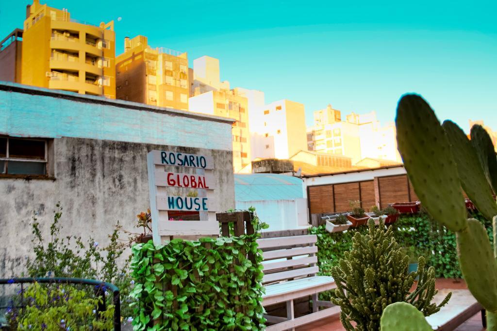 Hostal Global House *